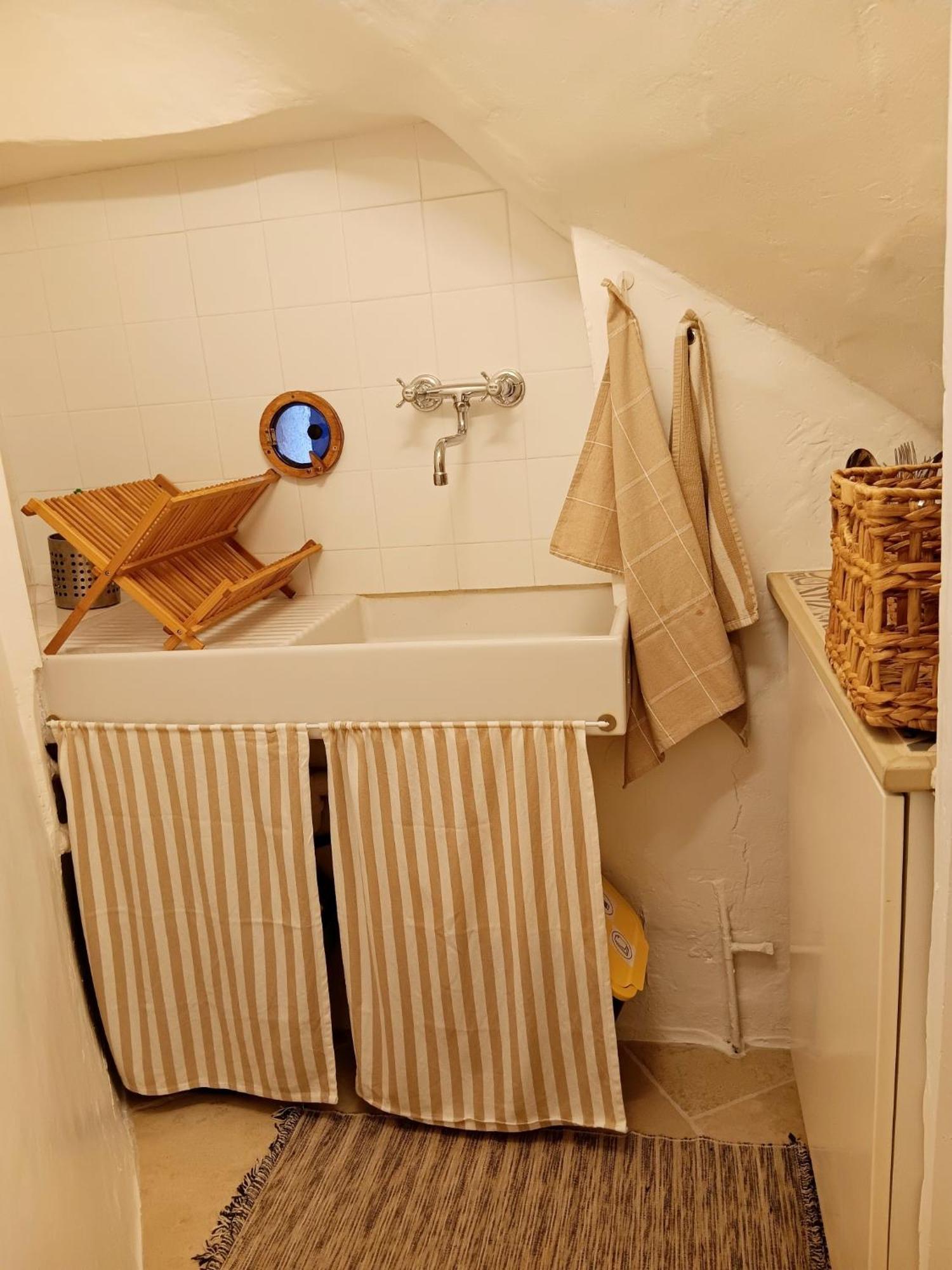 La Petite Romance - Gite 3 Etoiles Siran Exterior foto